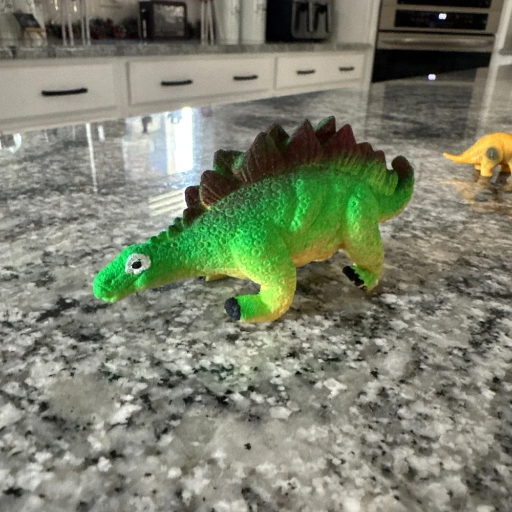 Lot of 15 Dinosaur Figures & Sea Creatures w/‎ Squid Finger Toys Mixed Set